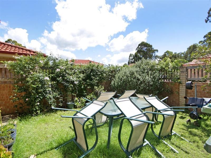 2/2-4 Oxford Drive, Lake Haven NSW 2263