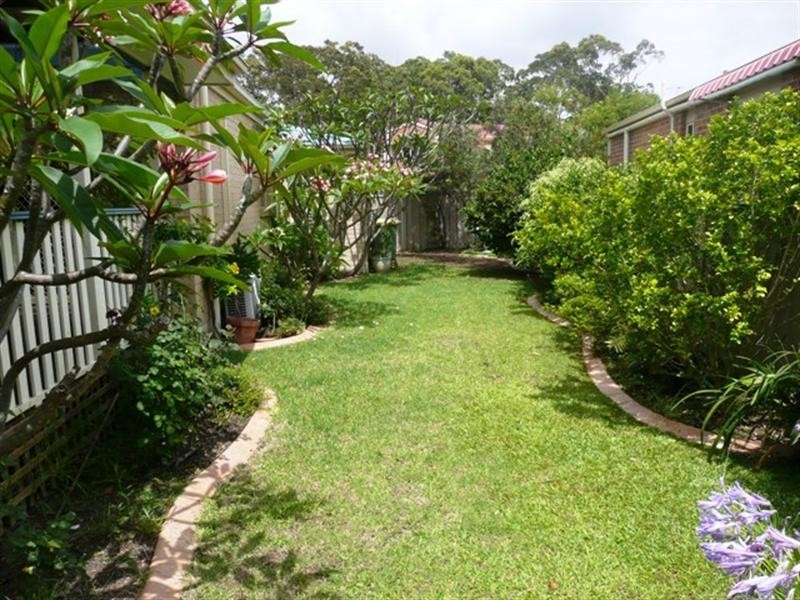 21 Winchester Drive, Lake Munmorah NSW 2259