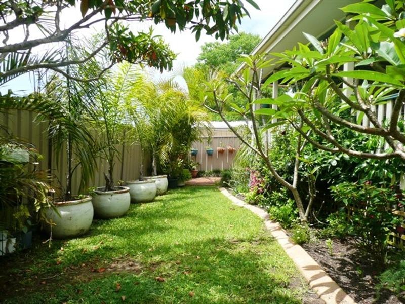 21 Winchester Drive, Lake Munmorah NSW 2259