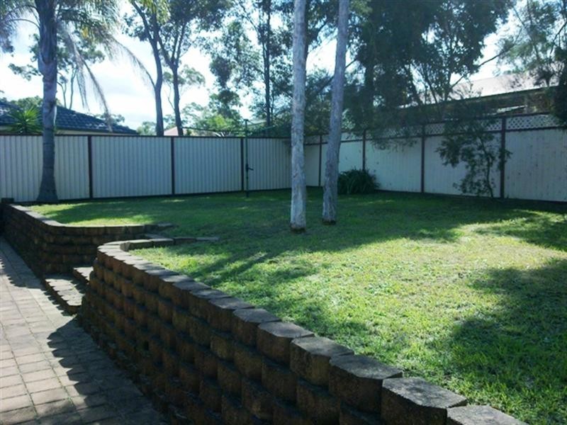 12 Hamlyn Road, Hamlyn Terrace NSW 2259