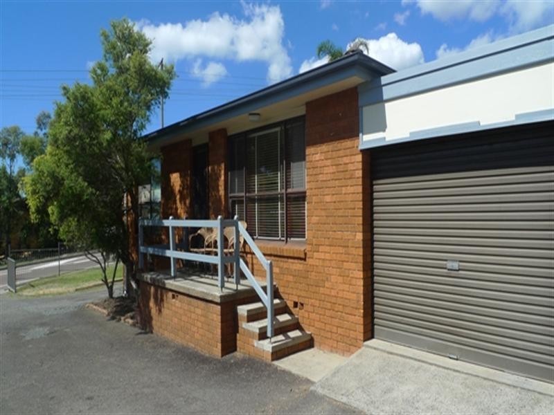 1 and 2/143 Wallarah Road, Gorokan NSW 2263