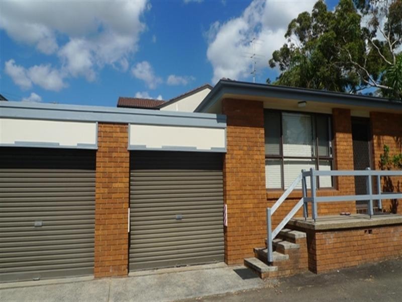1 and 2/143 Wallarah Road, Gorokan NSW 2263