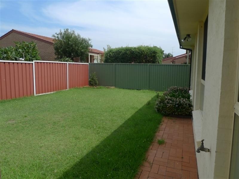 1/28 Manuka Parade, Gorokan NSW 2263