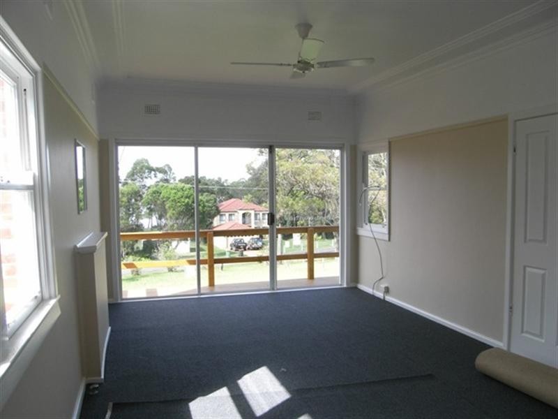 2a Koradji Avenue, Lake Munmorah NSW 2259