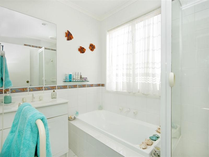 17 Woodbridge Crescent, Lake Munmorah NSW 2259