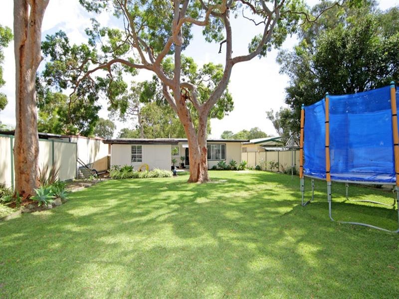12 Inderan Avenue, Lake Haven NSW 2263