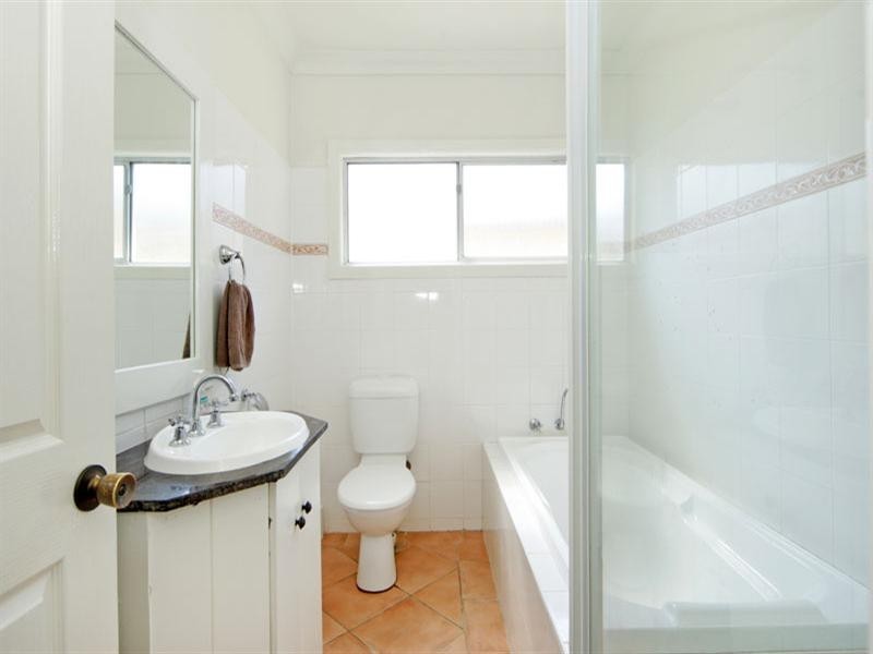 12 Inderan Avenue, Lake Haven NSW 2263