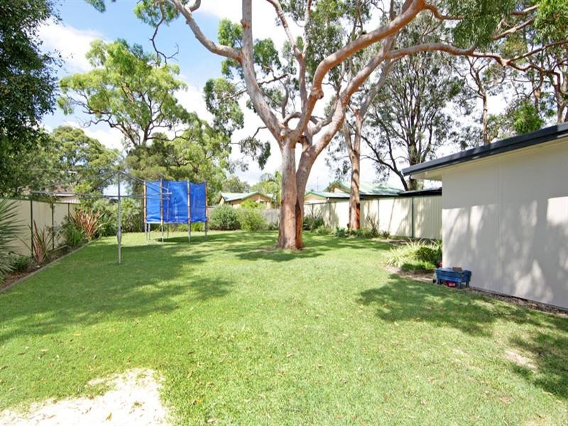 12 Inderan Avenue, Lake Haven NSW 2263