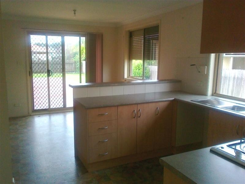 2 Skyhawk Avenue, Hamlyn Terrace NSW 2259