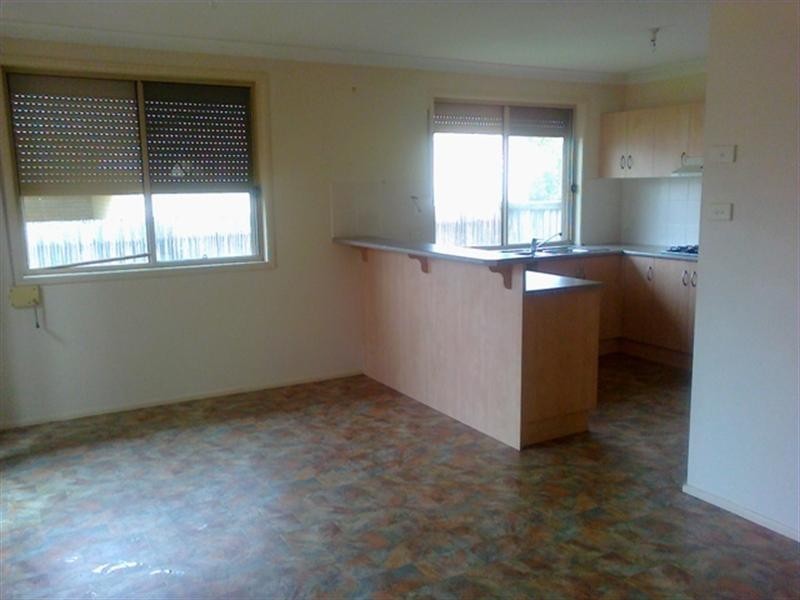 2 Skyhawk Avenue, Hamlyn Terrace NSW 2259
