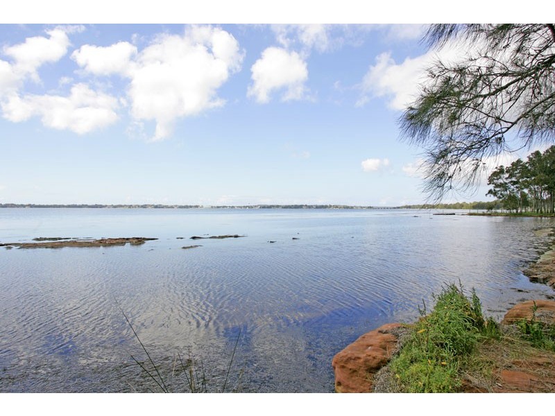 65 Malvina Parade, Lake Haven NSW 2263