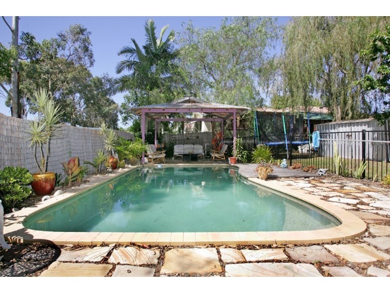 2 Keswick Drive, Lake Haven NSW 2263
