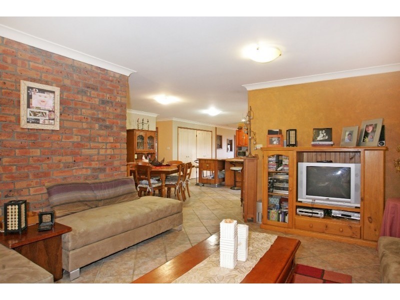 2 Keswick Drive, Lake Haven NSW 2263