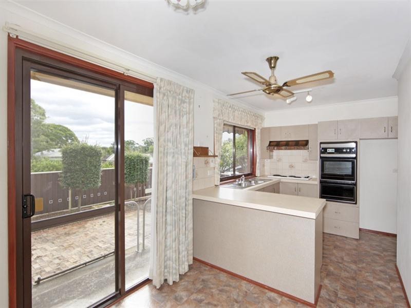 1 Gilbert Avenue, Gorokan NSW 2263