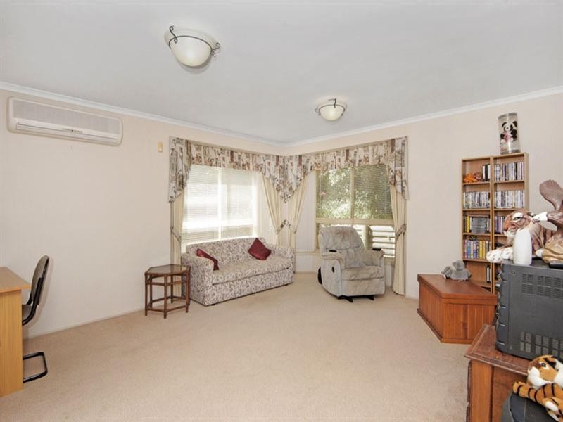 6 Walker Avenue, Kanwal NSW 2259