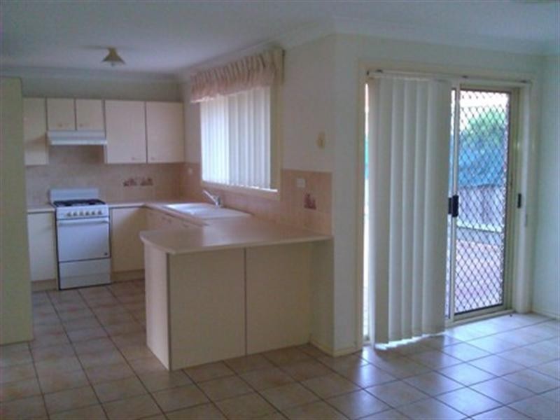 52 Christopher Crescent, Lake Haven NSW 2263