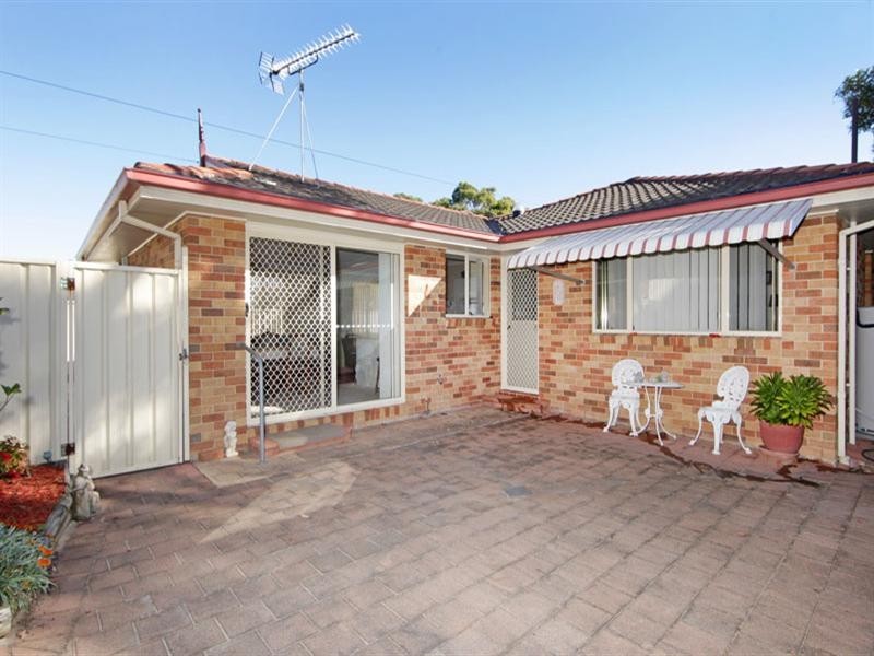 2/22 Holmes Avenue, Toukley NSW 2263