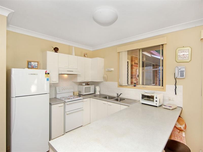 2/22 Holmes Avenue, Toukley NSW 2263