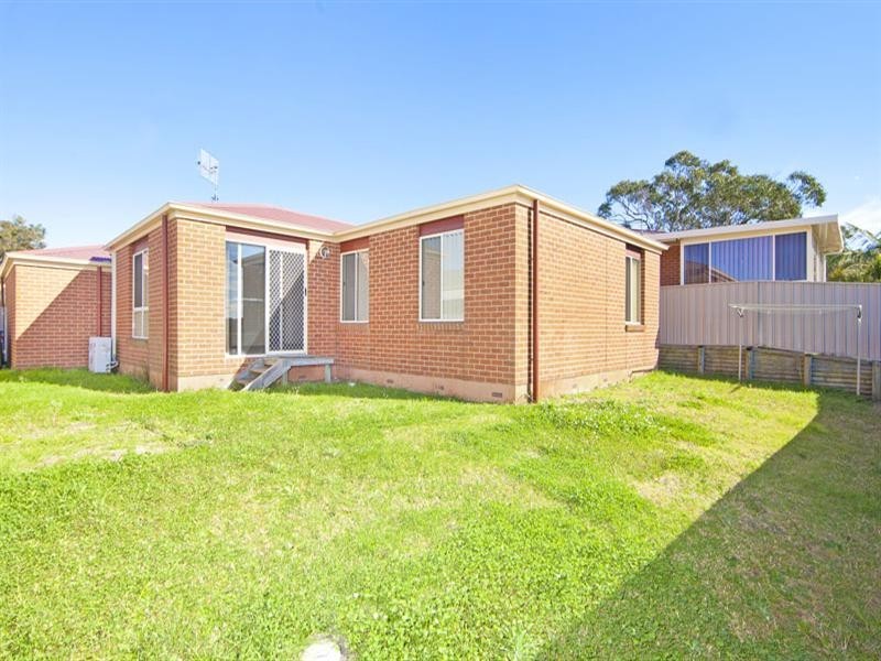 17 Winchester Drive, Lake Munmorah NSW 2259