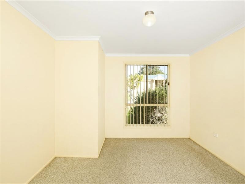 17 Winchester Drive, Lake Munmorah NSW 2259