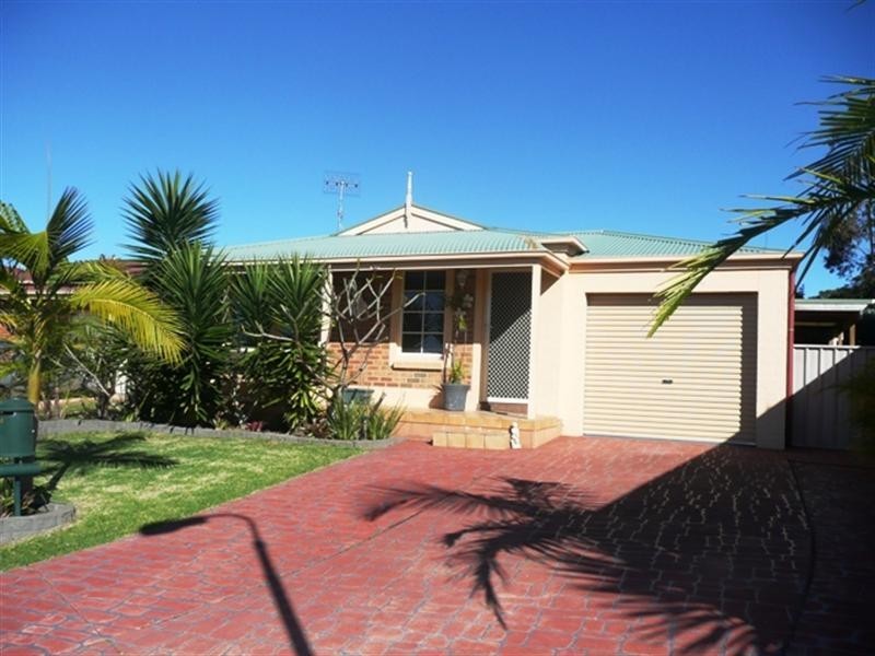 5 Winchester Drive, Lake Munmorah NSW 2259