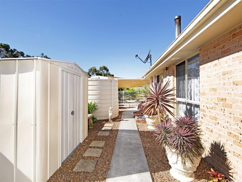 32 Loongana Crescent, Blue Haven NSW 2262