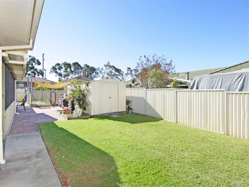 32 Loongana Crescent, Blue Haven NSW 2262
