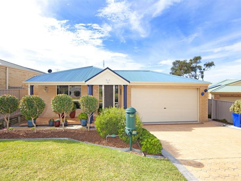 19 Winchester Drive, Lake Munmorah NSW 2259