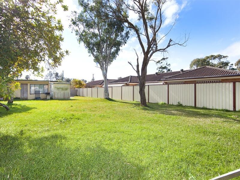 4 Manuka Parade, Gorokan NSW 2263