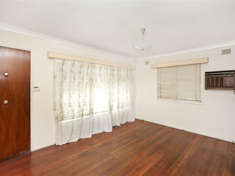 53 Dunvegan Street, Mannering Park NSW 2259