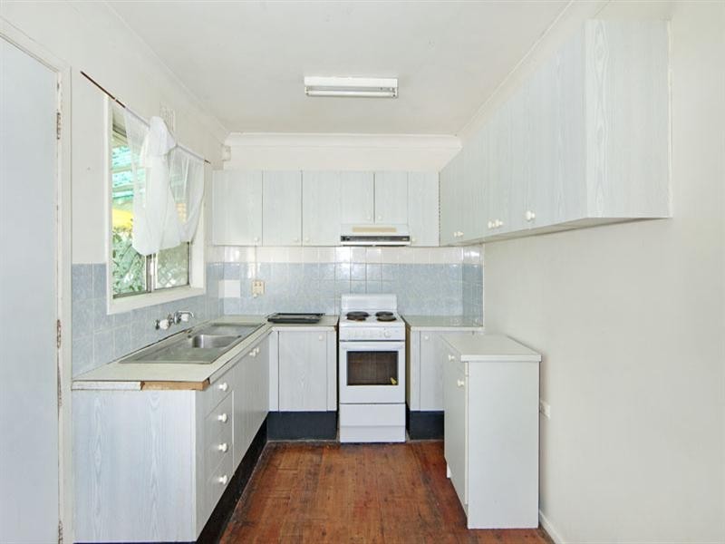 53 Dunvegan Street, Mannering Park NSW 2259