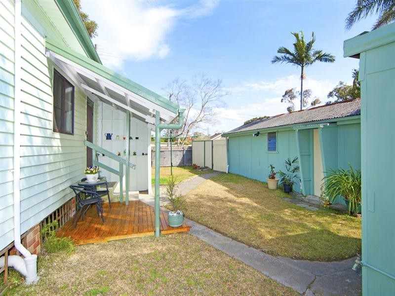 44 Dudley Street, Gorokan NSW 2263