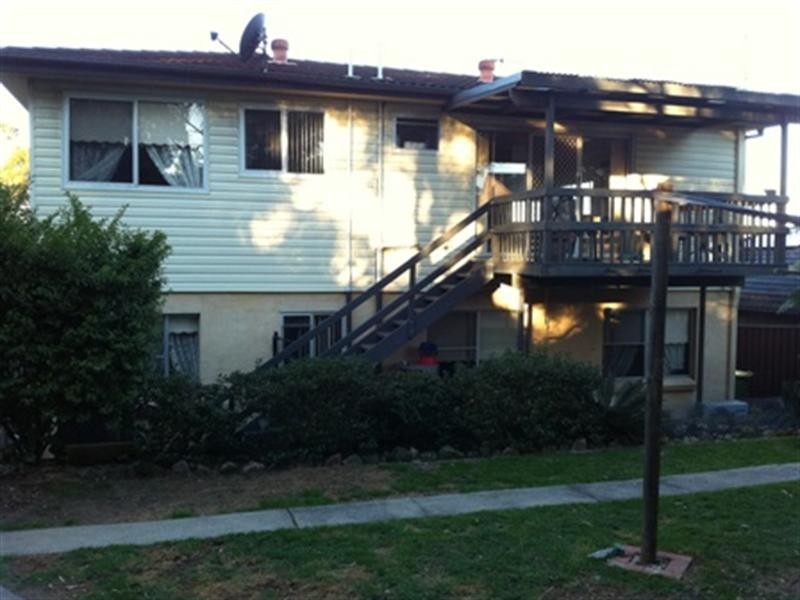 42 Middlesex Avenue, Gorokan NSW 2263