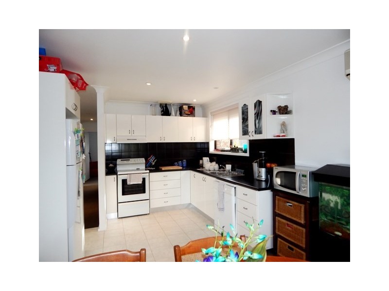 126 Lakedge Avenue, Berkeley Vale NSW 2261