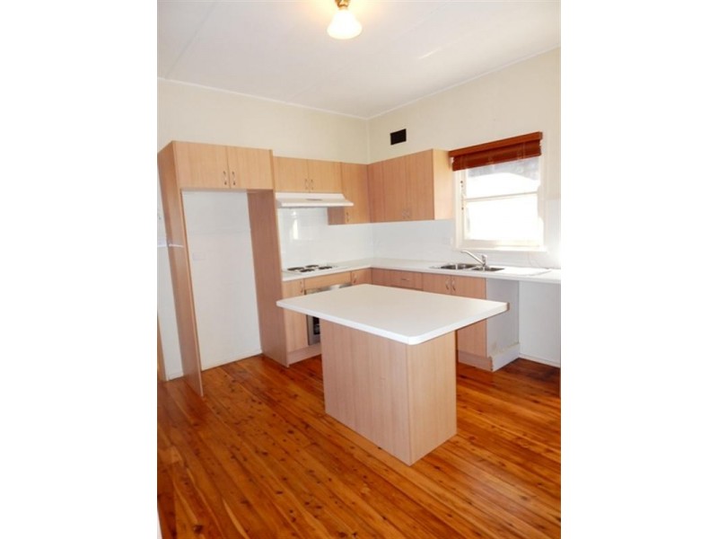 7 Bent, Gosford NSW 2250