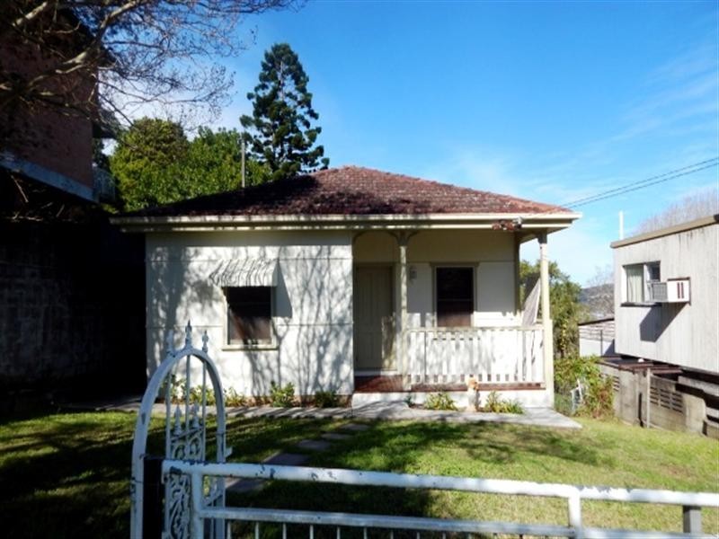 7 Bent, Gosford NSW 2250