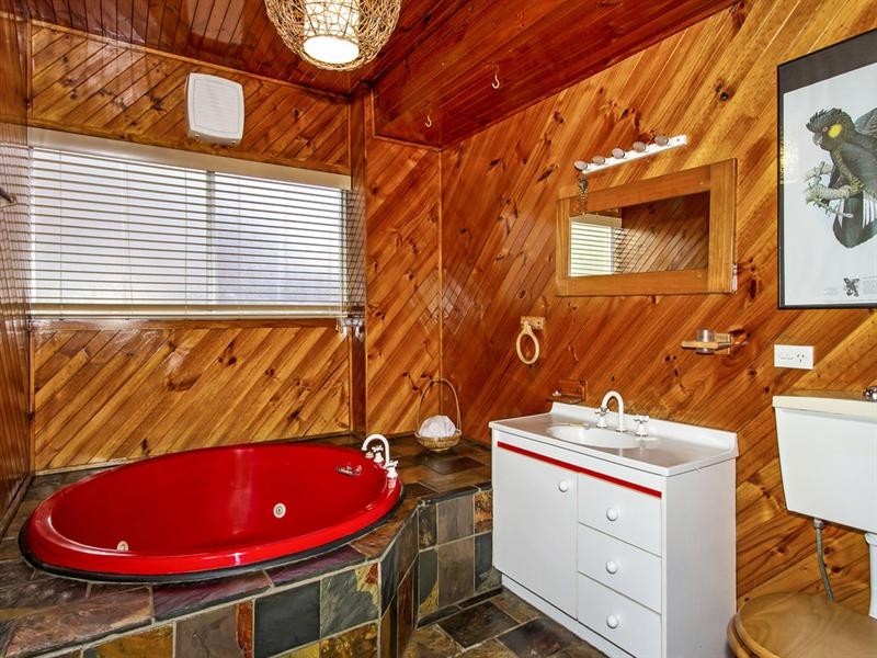 16 Spectrum Road, North Gosford NSW 2250