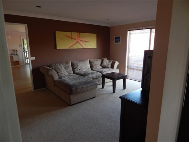 35 Lakala Avenue, Springfield NSW 2250