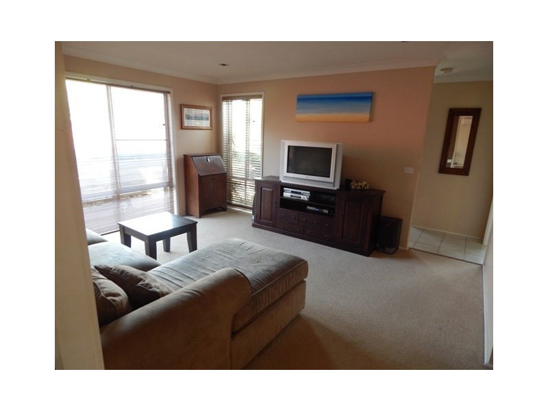 35 Lakala Avenue, Springfield NSW 2250