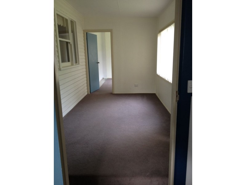 28 Dalton Street, Wyoming NSW 2250