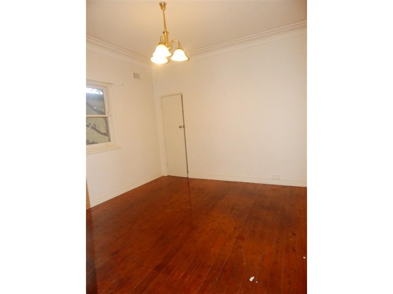 291 Mann Street, Gosford NSW 2250