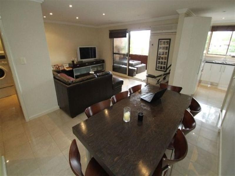 3/9 Broadview Avenue, Gosford NSW 2250