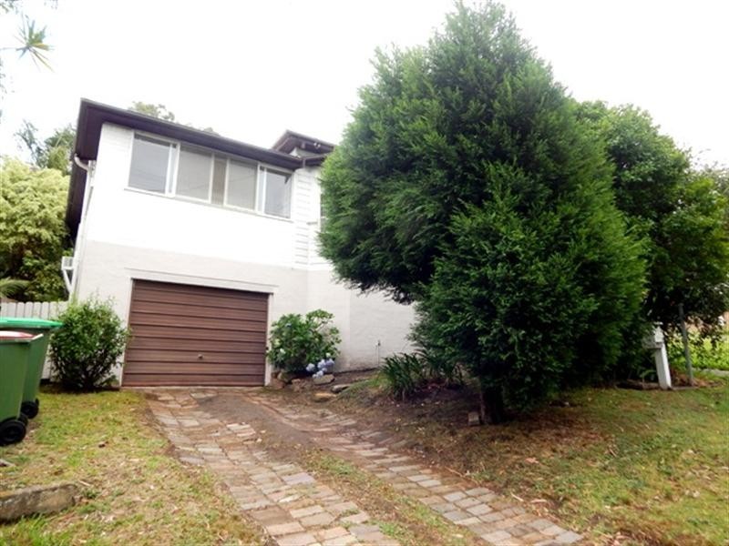8 St George Street, Gosford NSW 2250
