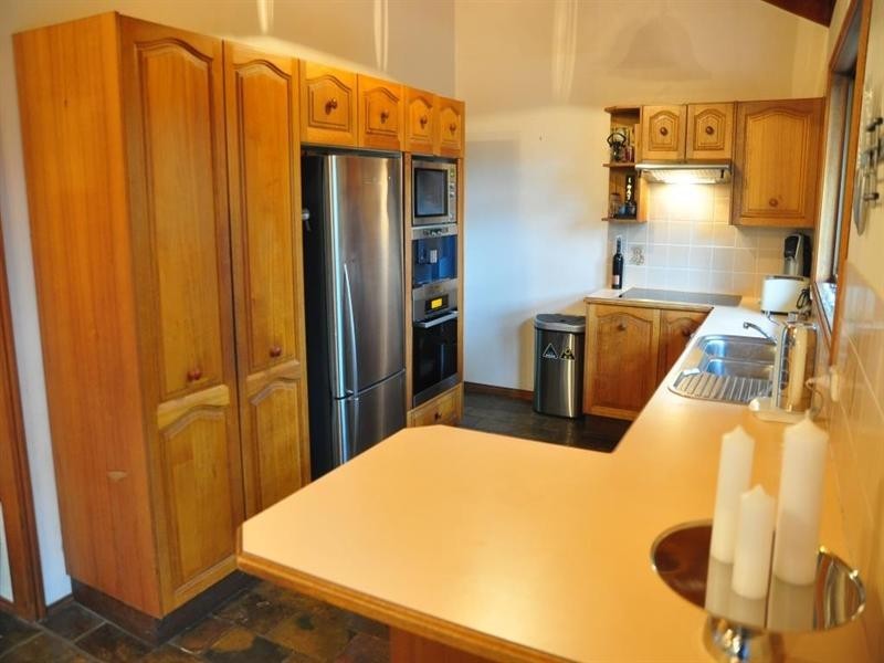 16 The Outlook, North Gosford NSW 2250