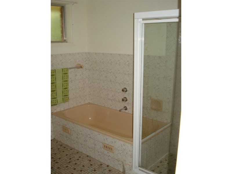 10 Lemon Tree Street, Wyoming NSW 2250