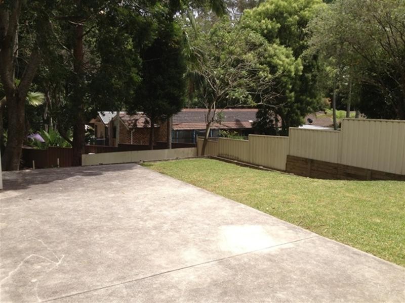 15 Perratt Close, Lisarow NSW 2250