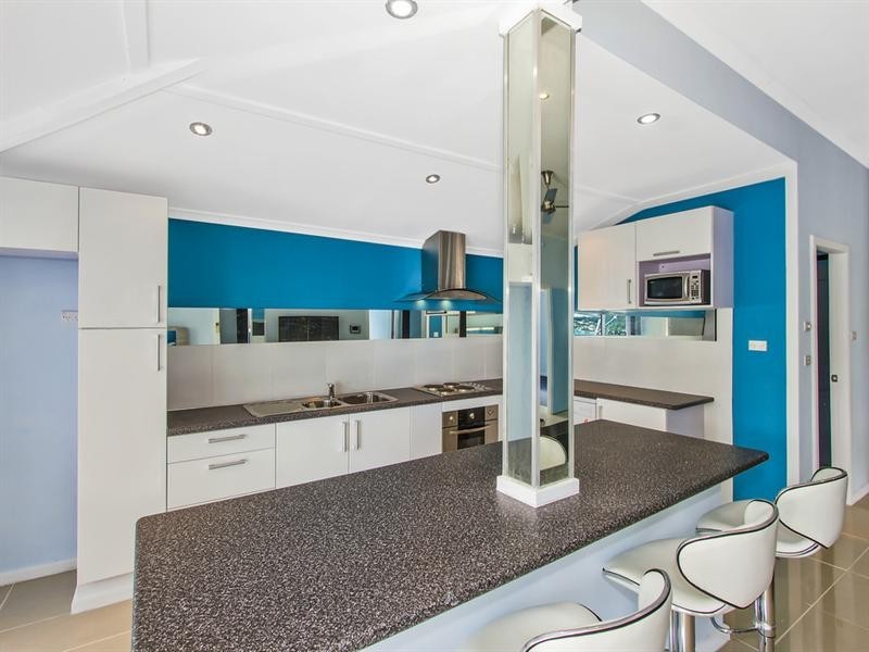 2 Waterview Crescent, Tascott NSW 2250