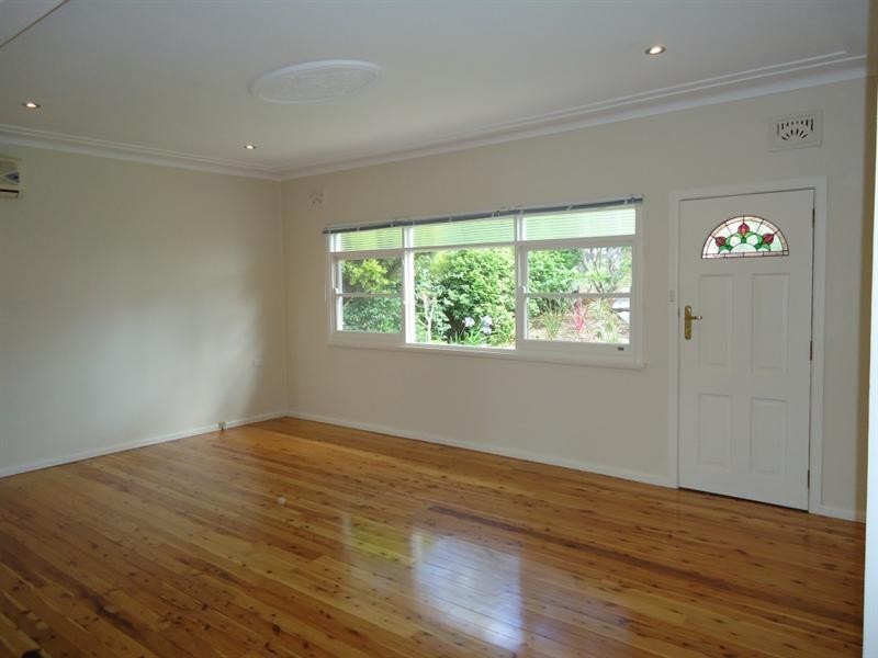 19 Berrys Head Road, Narara NSW 2250