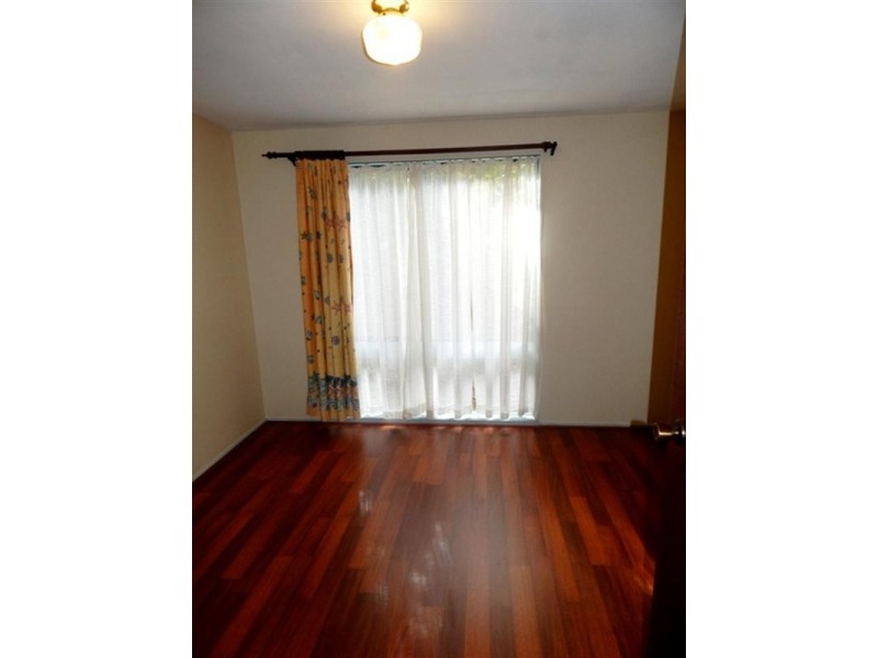 1 Carina Close, Wyoming NSW 2250