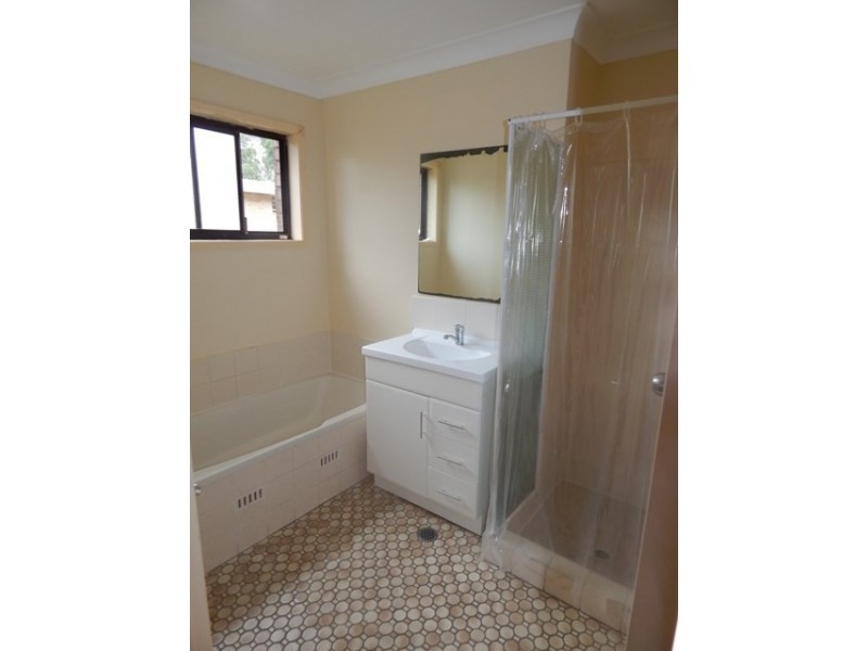 17/9-12 Broadview Avenue, Gosford NSW 2250